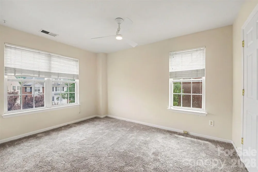 9866 Treeside Lane Matthews, NC 28105