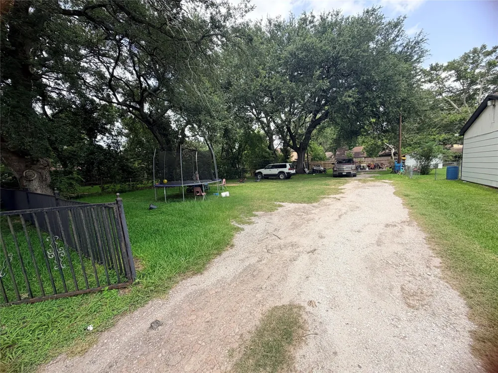 1207 Pirtle Street La Marque, TX 77568