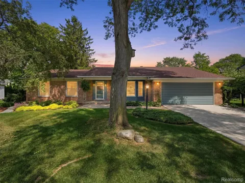 31526 Sunset Drive
