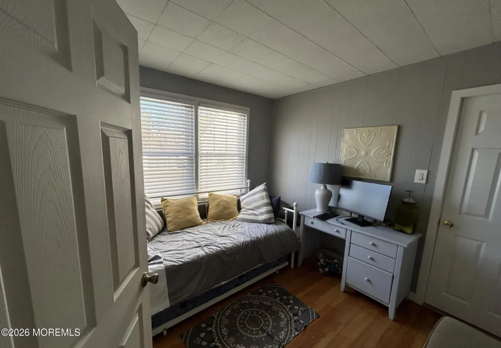 1527 Beaver Dam Road Point Pleasant, NJ 08742