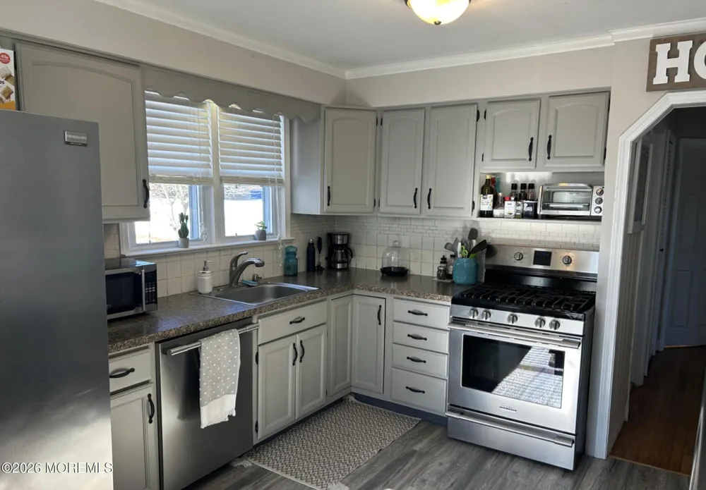 1527 Beaver Dam Road Point Pleasant, NJ 08742