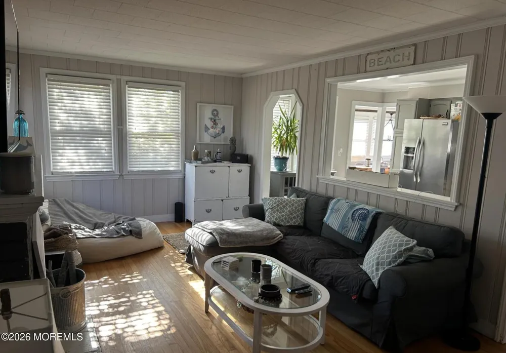 1527 Beaver Dam Road Point Pleasant, NJ 08742