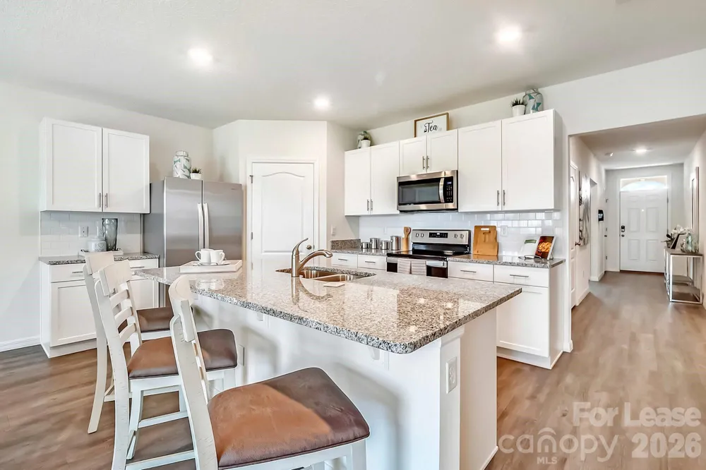 2 Reeds Creek #Cali Fairview, NC 28730