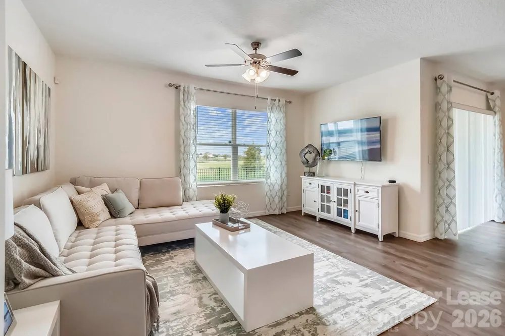 2 Reeds Creek #Cali Fairview, NC 28730