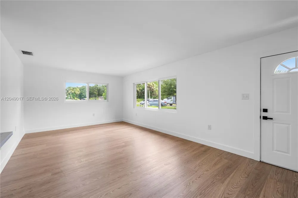 3802 Avenue N Fort Pierce, FL 34947