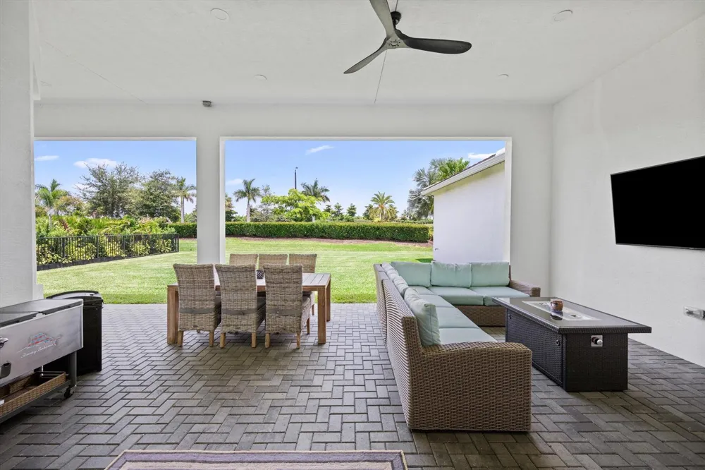 4788 Estates Circle Westlake, FL 33470
