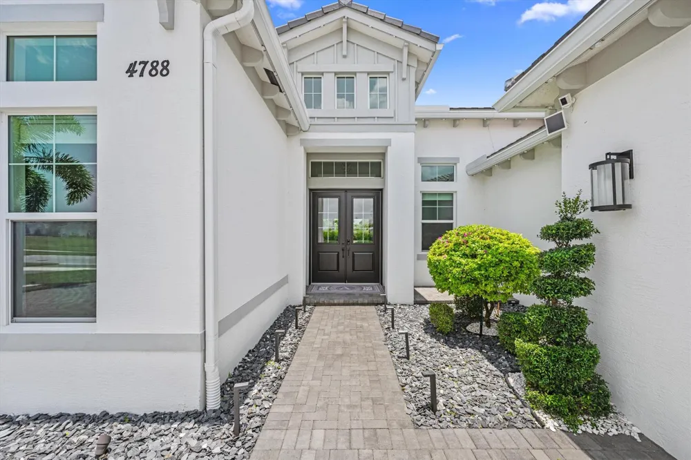 4788 Estates Circle Westlake, FL 33470