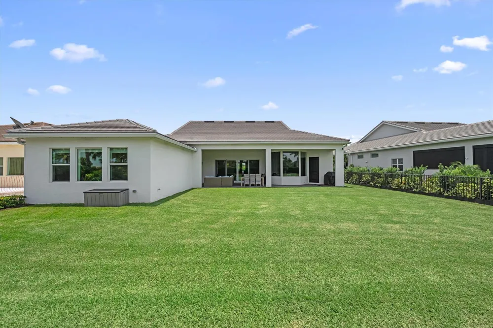 4788 Estates Circle Westlake, FL 33470