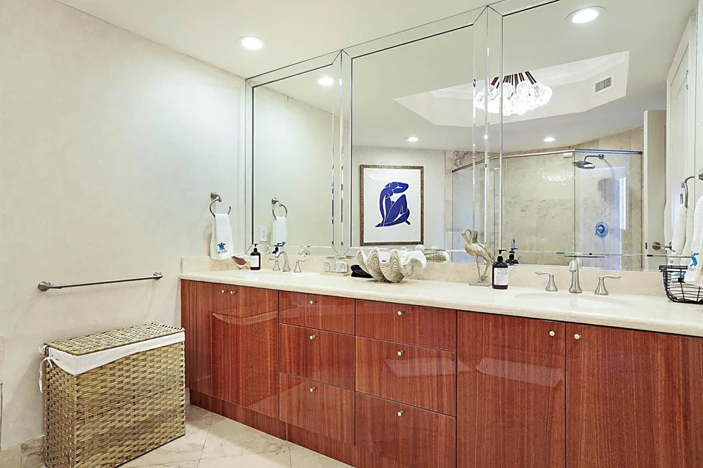 2700 Ocean Drive #1006b Riviera Beach, FL 33404