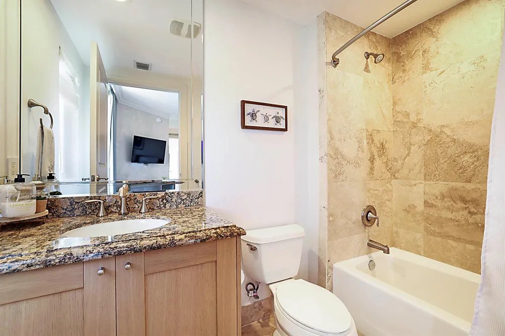 2700 Ocean Drive #1006b Riviera Beach, FL 33404