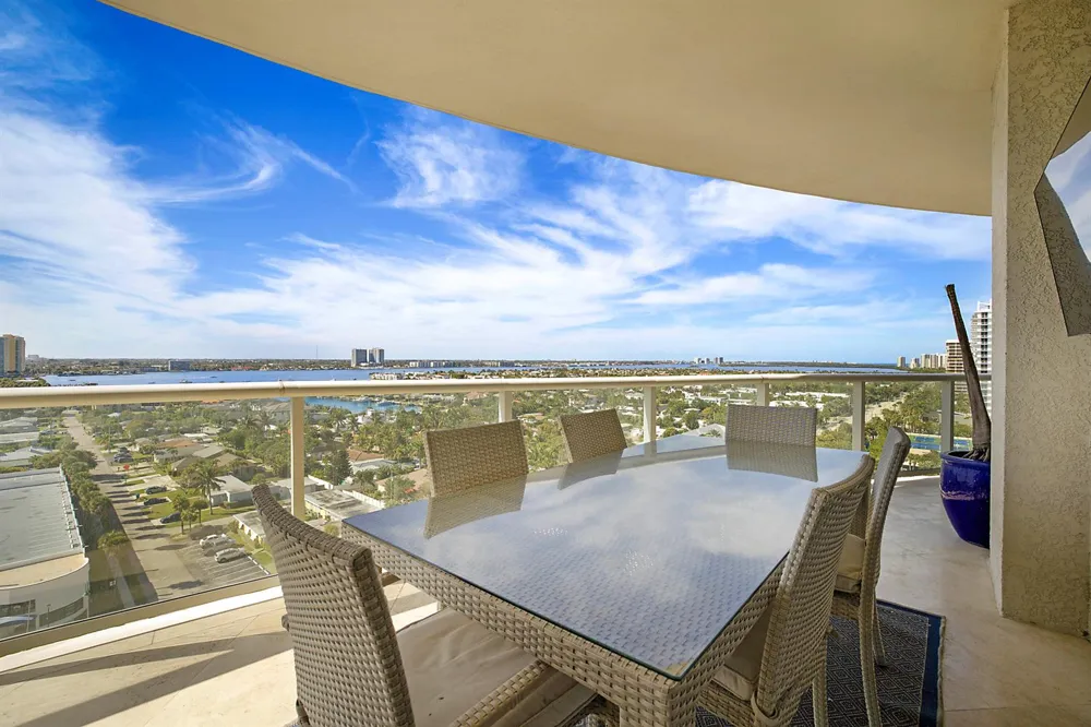 2700 Ocean Drive #1006b Riviera Beach, FL 33404