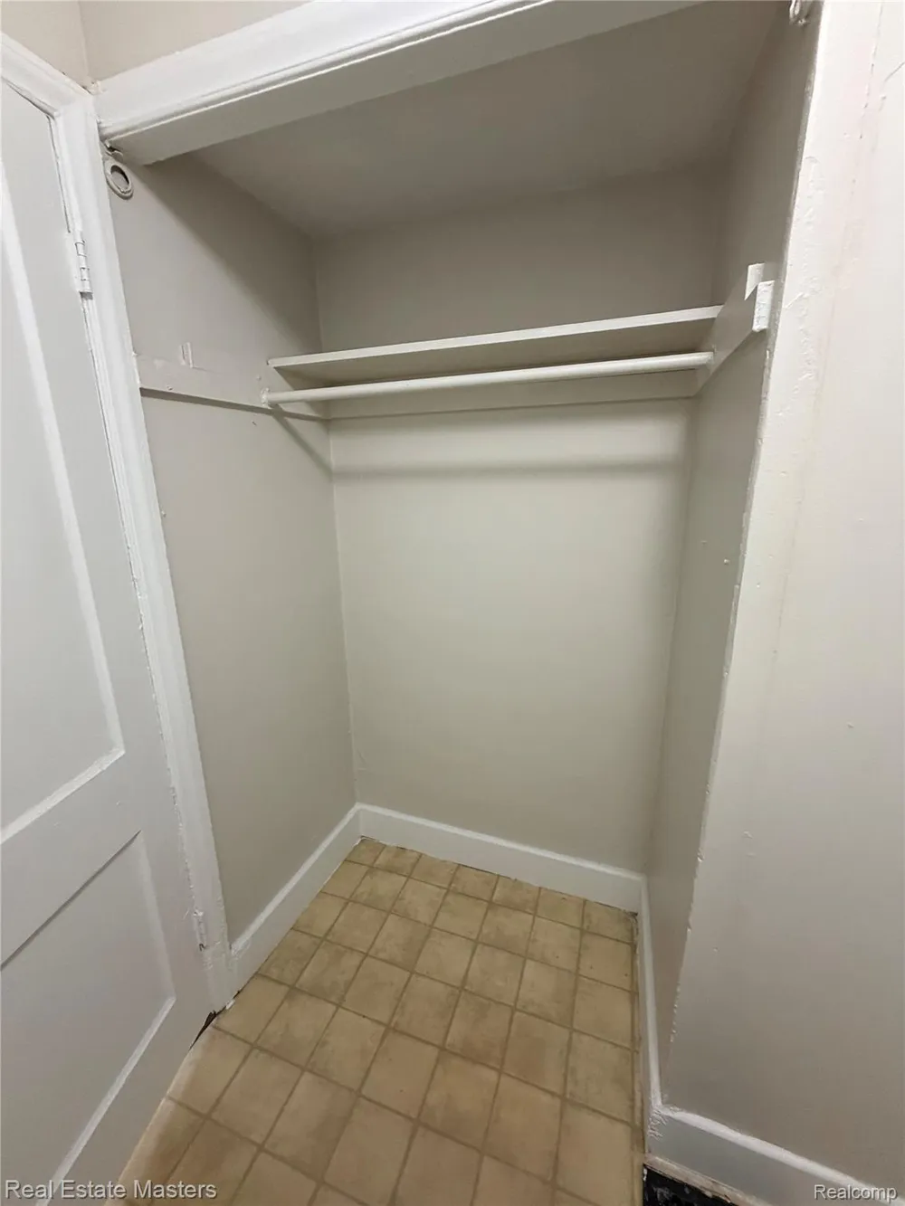 1016 Gillett Street Port Huron City, MI 48060