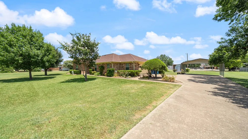 5900 Priscilla Lane Kaufman, TX 75142