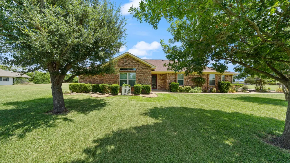 5900 Priscilla Lane Kaufman, TX 75142