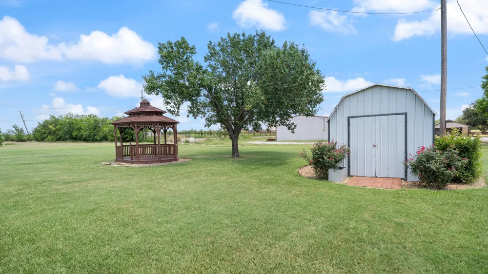 5900 Priscilla Lane Kaufman, TX 75142