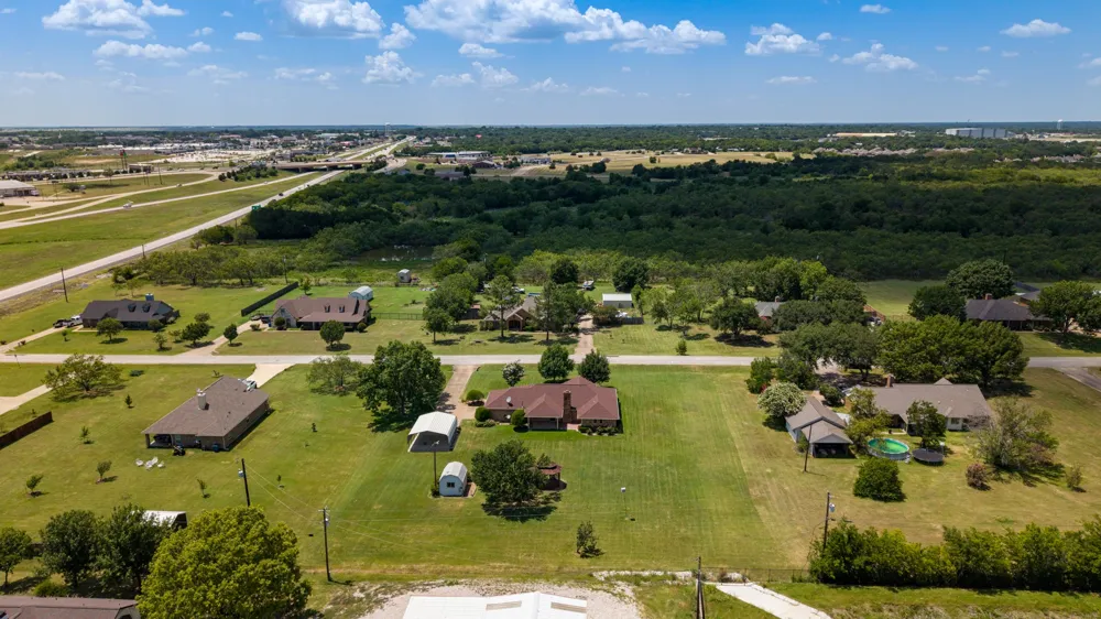 5900 Priscilla Lane Kaufman, TX 75142