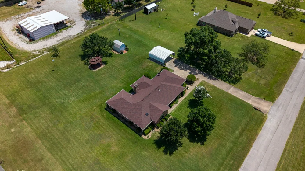 5900 Priscilla Lane Kaufman, TX 75142