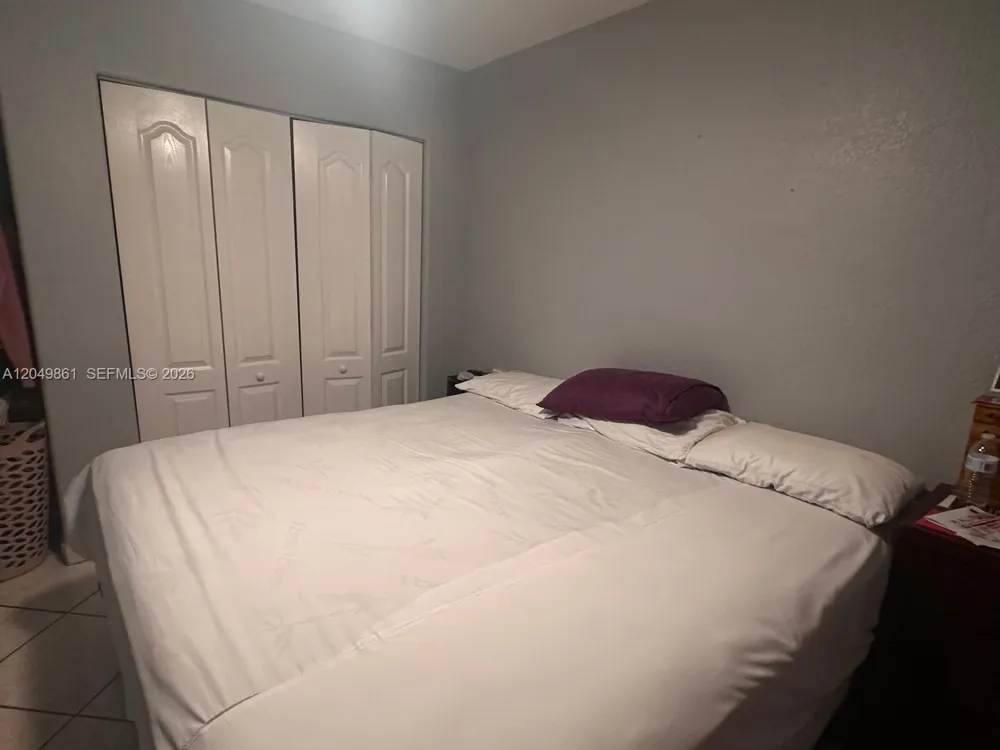 11053 W Okeechobee Rd #102 Hialeah Gardens, FL 33018