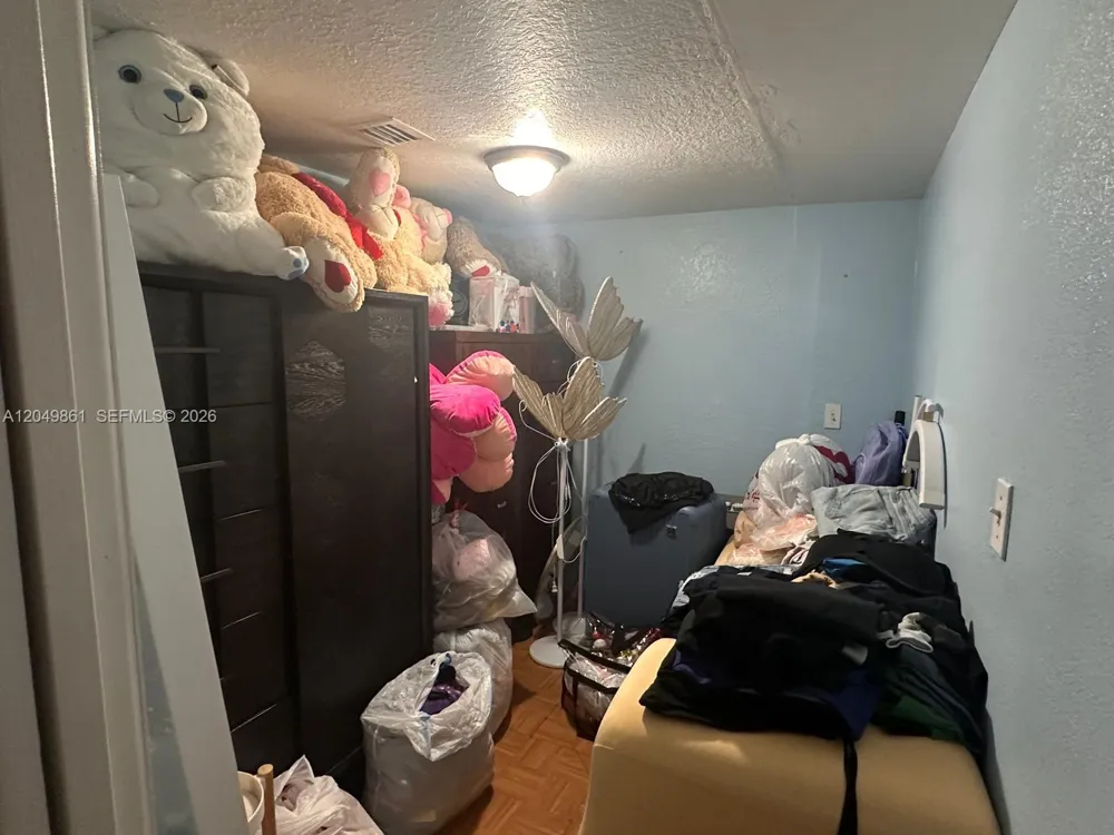 11053 W Okeechobee Rd #102 Hialeah Gardens, FL 33018