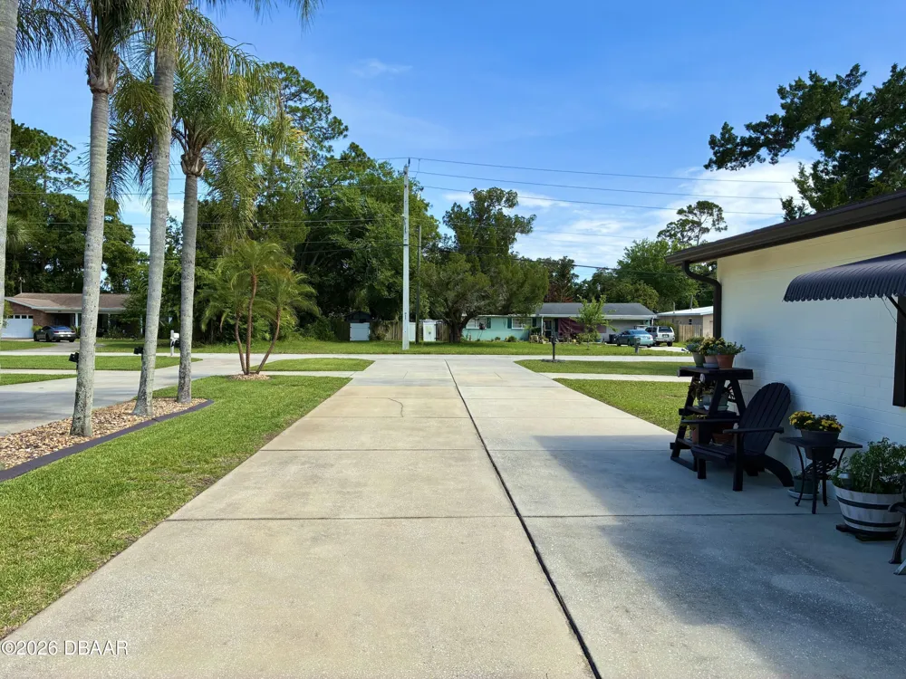 622 Ridge Boulevard South Daytona, FL 32119