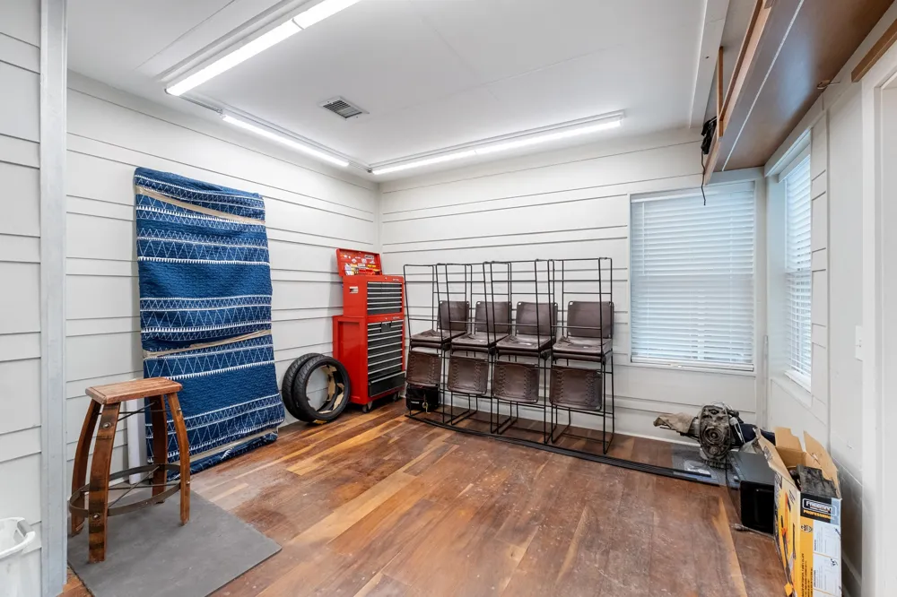 604 W LIVE OAK STREET Austin, TX 78704