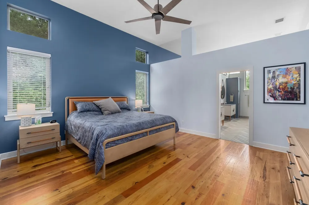 604 W LIVE OAK STREET Austin, TX 78704
