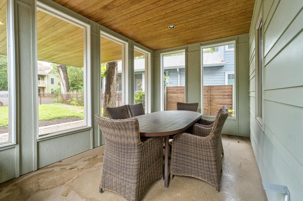 604 W LIVE OAK STREET Austin, TX 78704