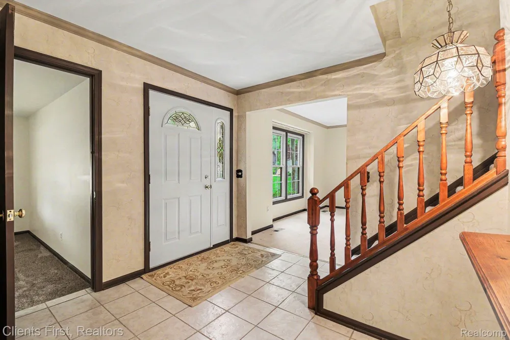 42542 Knollwood Court Northville Township, MI 48168