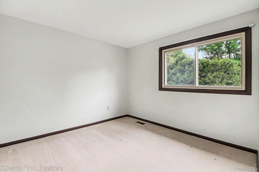42542 Knollwood Court Northville Township, MI 48168