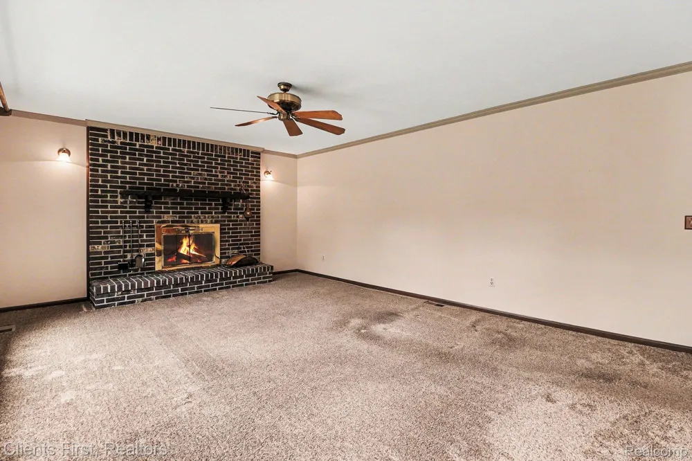 42542 Knollwood Court Northville Township, MI 48168