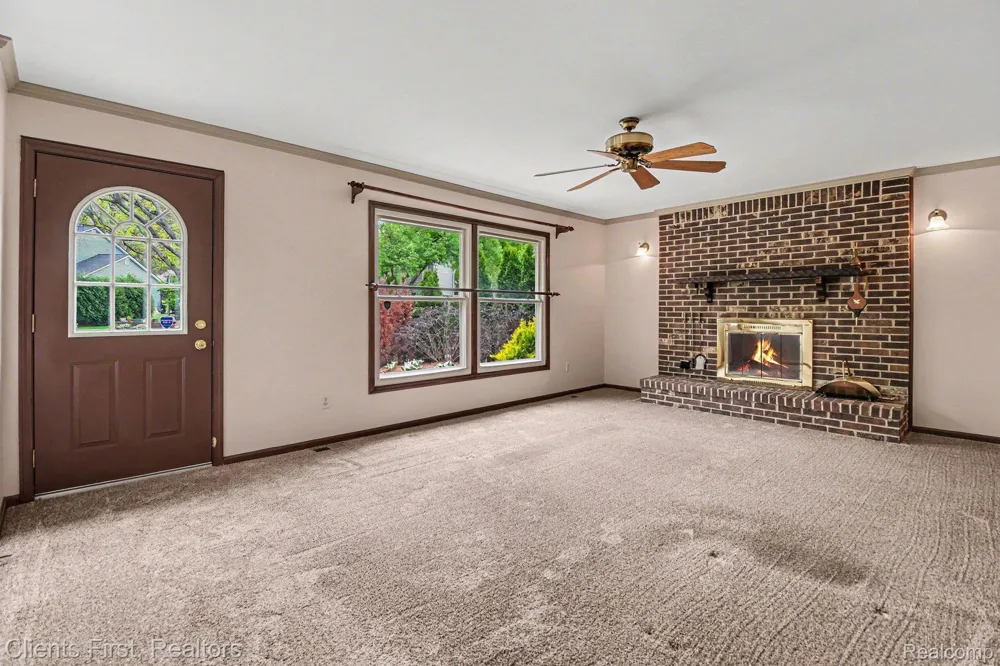 42542 Knollwood Court Northville Township, MI 48168