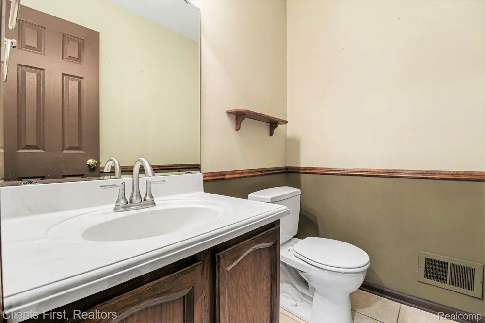 42542 Knollwood Court Northville Township, MI 48168