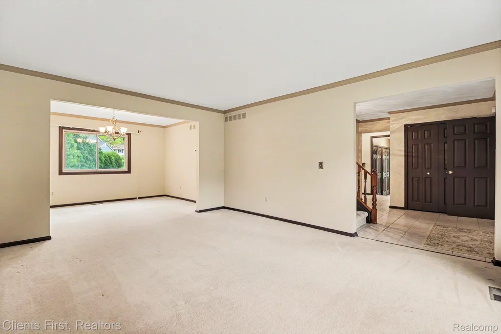 42542 Knollwood Court Northville Township, MI 48168