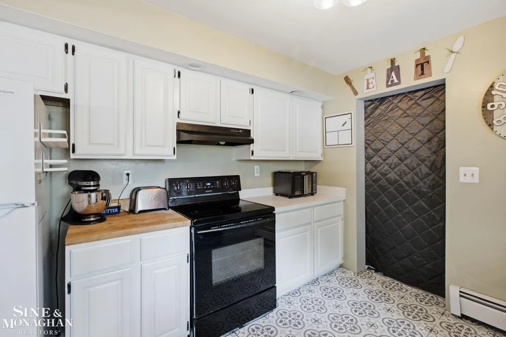 732 9th St Street St Clair City, MI 48079