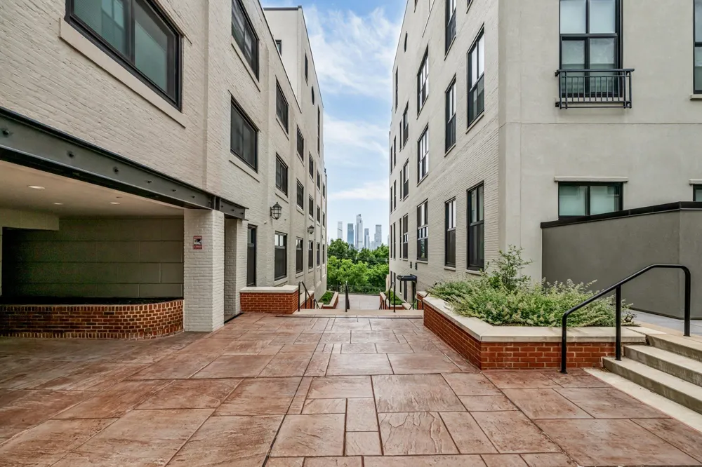 518-536 GREGORY AVE Weehawken, NJ 07086