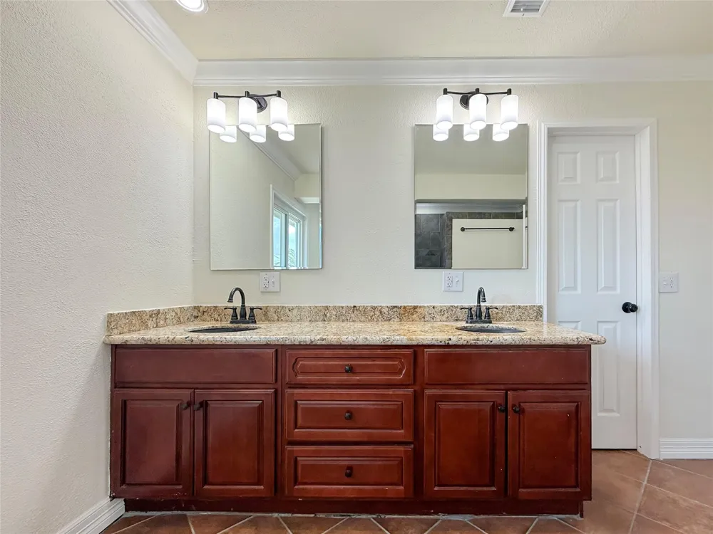 23 King Fish Lane Freeport, TX 77541