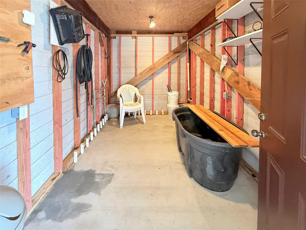 23 King Fish Lane Freeport, TX 77541