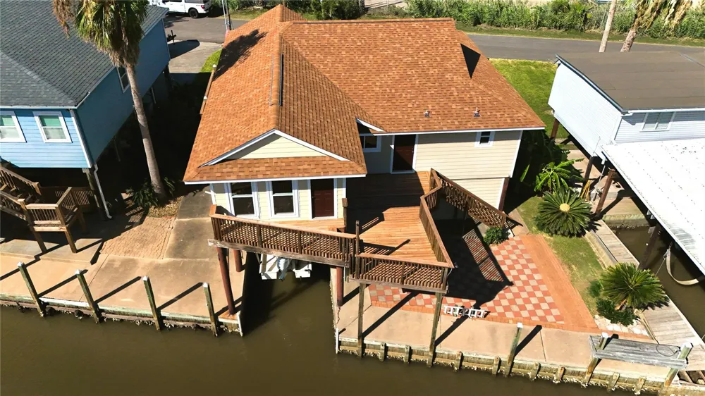 23 King Fish Lane Freeport, TX 77541