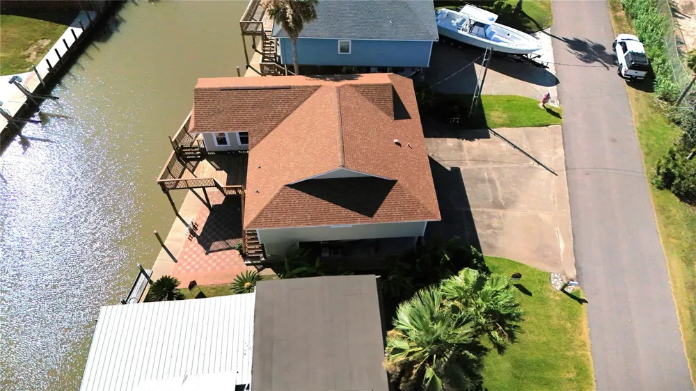 23 King Fish Lane Freeport, TX 77541