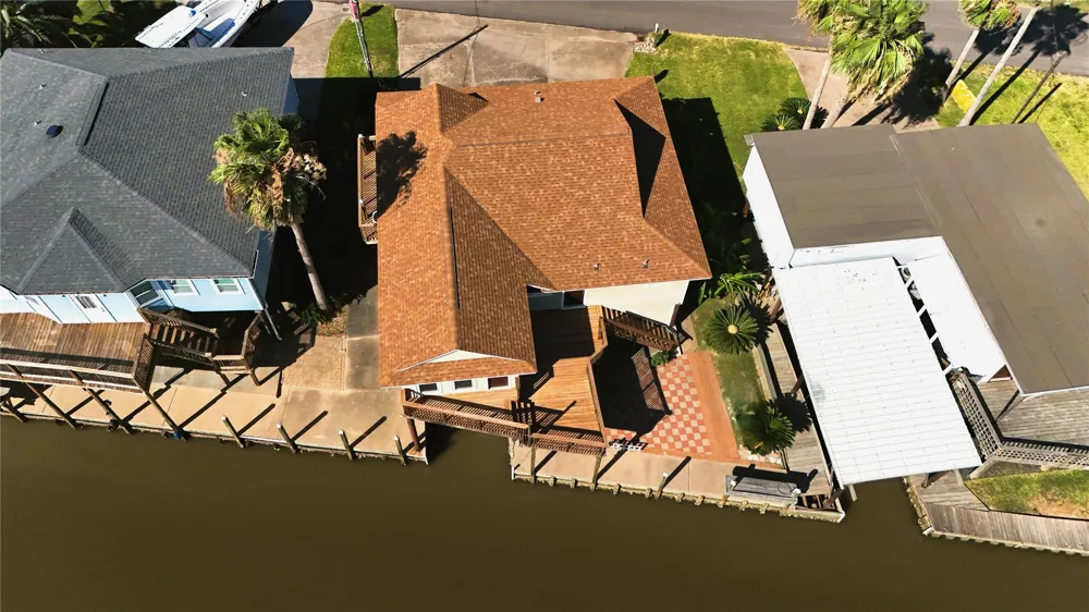 23 King Fish Lane Freeport, TX 77541