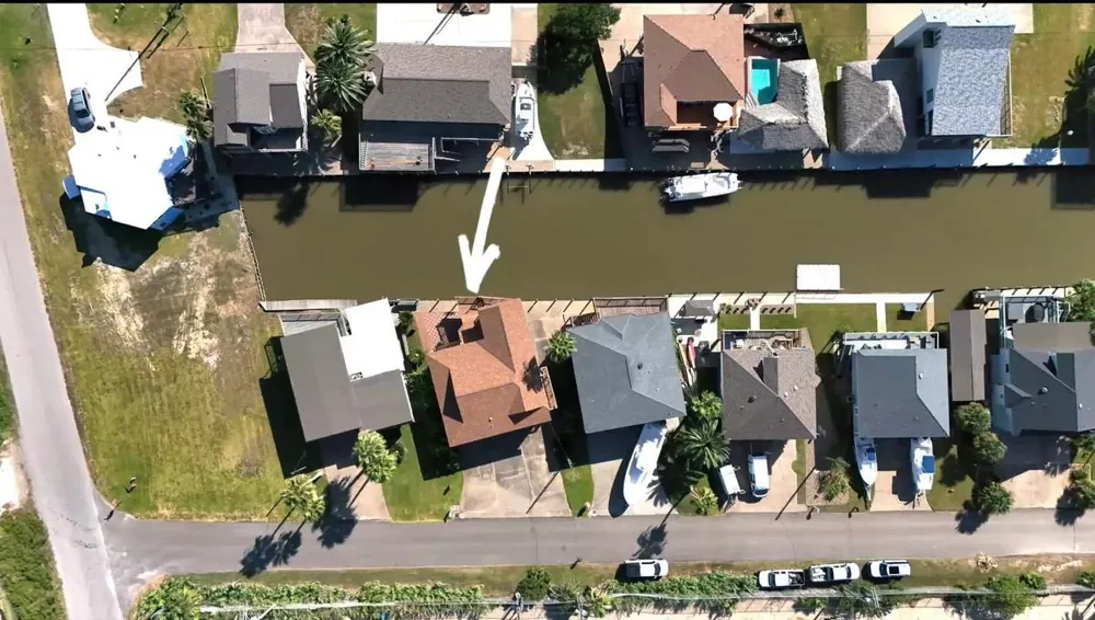 23 King Fish Lane Freeport, TX 77541