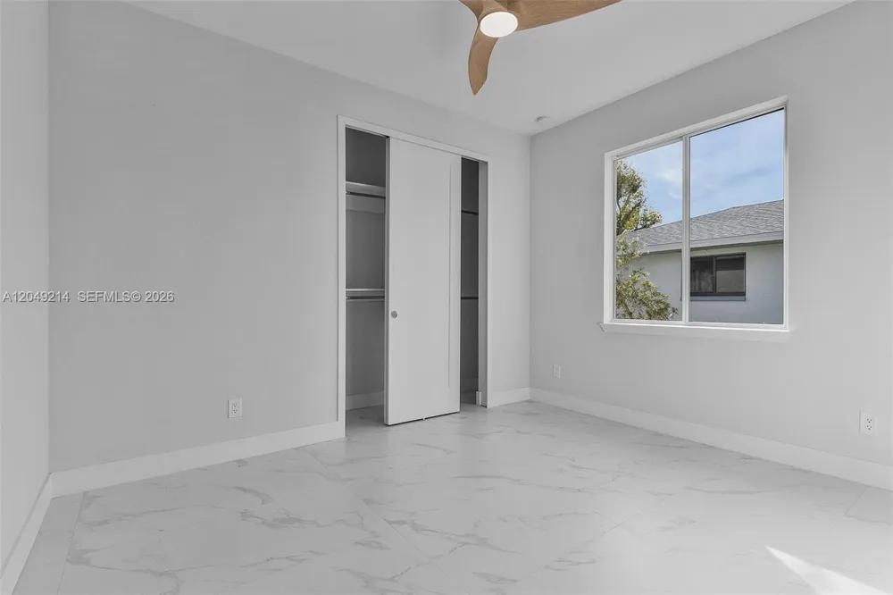 1430 SE 23rd st Cape Coral, FL 33990