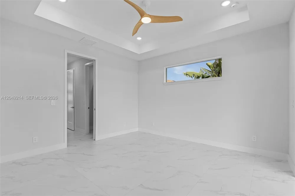 1430 SE 23rd st Cape Coral, FL 33990