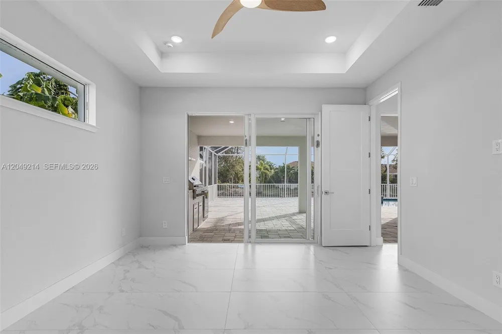 1430 SE 23rd st Cape Coral, FL 33990