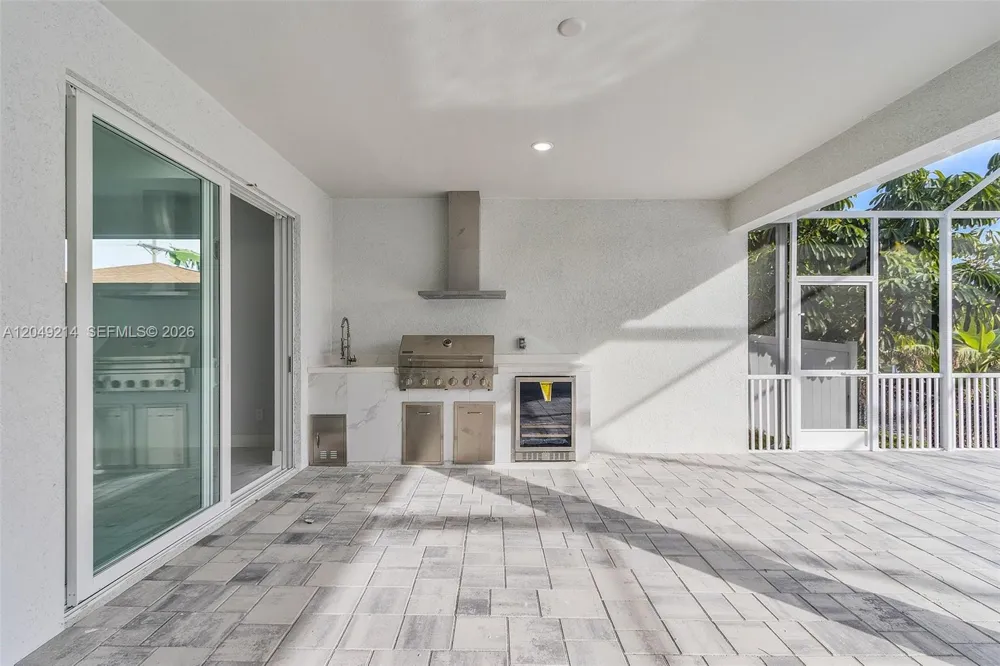 1430 SE 23rd st Cape Coral, FL 33990