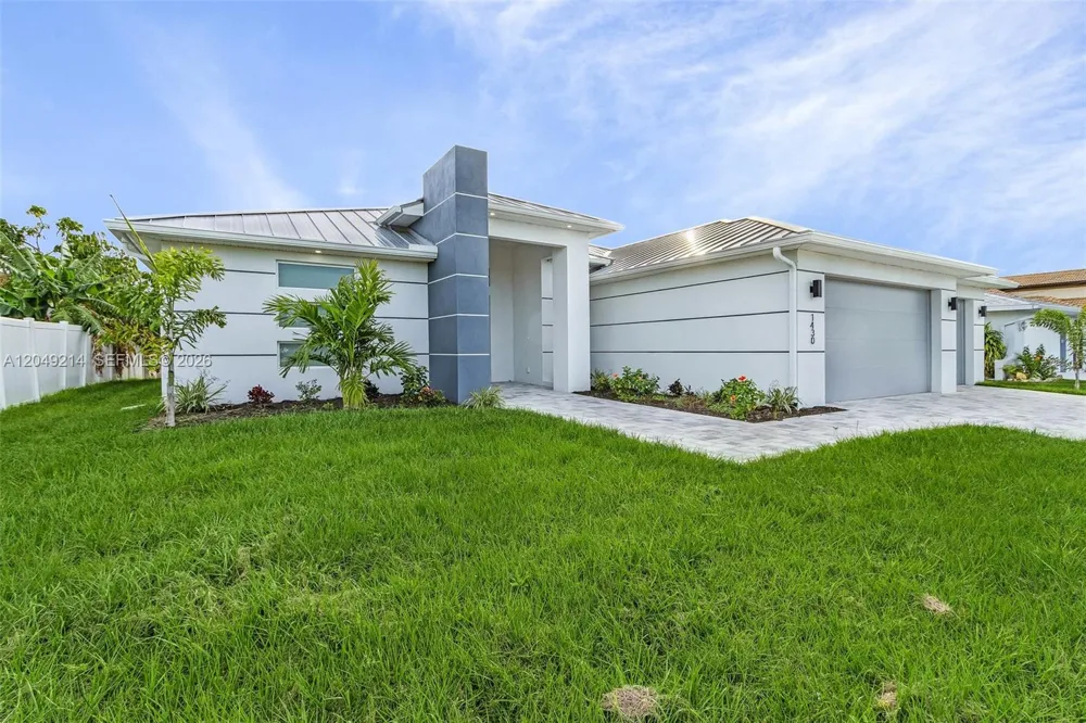 1430 SE 23rd st Cape Coral, FL 33990
