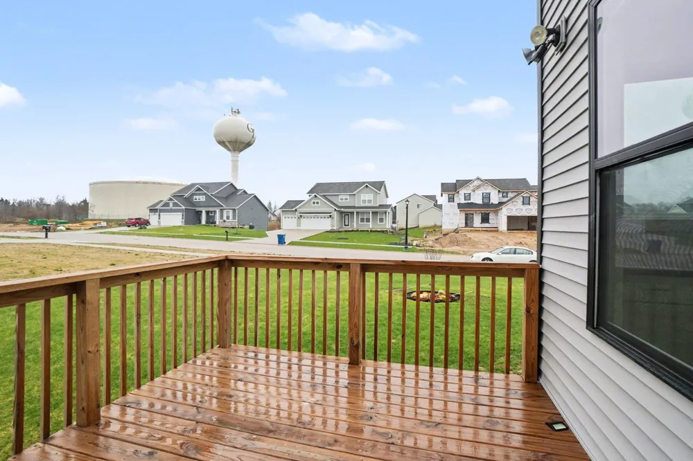 3338 Eagle Peak Drive Georgetown Charter Township, MI 49428