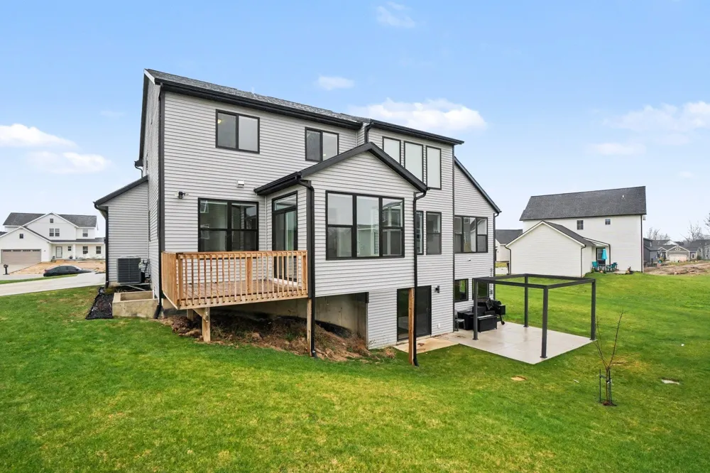 3338 Eagle Peak Drive Georgetown Charter Township, MI 49428