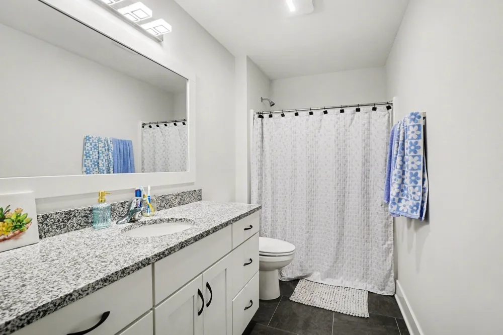 3338 Eagle Peak Drive Georgetown Charter Township, MI 49428