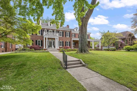 512 Washington Road